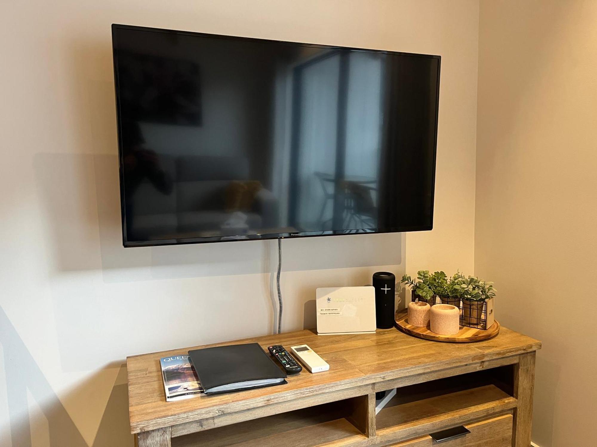 Queenstown Central - Walk To Town - Free Parking - Wifi And Smart Tv - Gym ภายนอก รูปภาพ